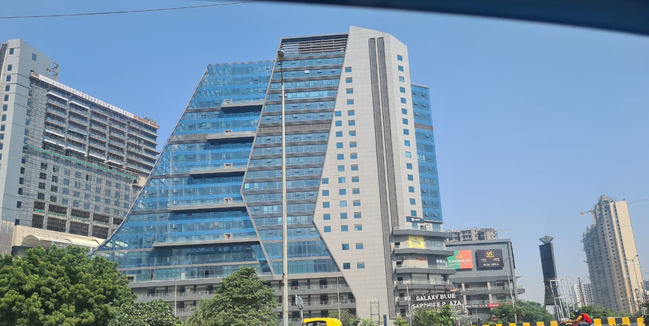 galaxy-blue-sapphire-plaza